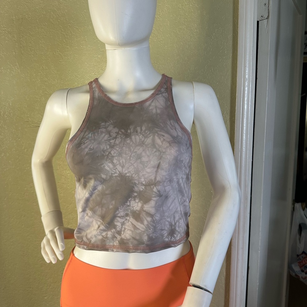Chic Tie-Dye Tank Top in Gray xs/small